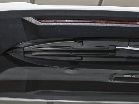 2025�� 720 Light