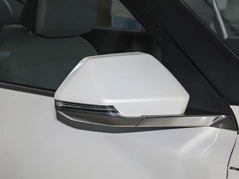 2025�� 720 Light