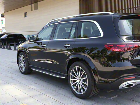 2025�� �Ŀ� GLS 450 4MATIC ������