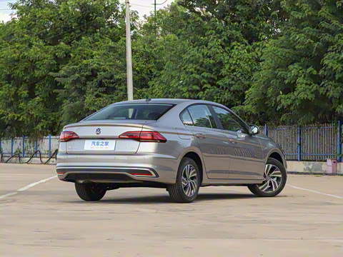 2025�� �Ŀ� 200TSI DSG���е�����