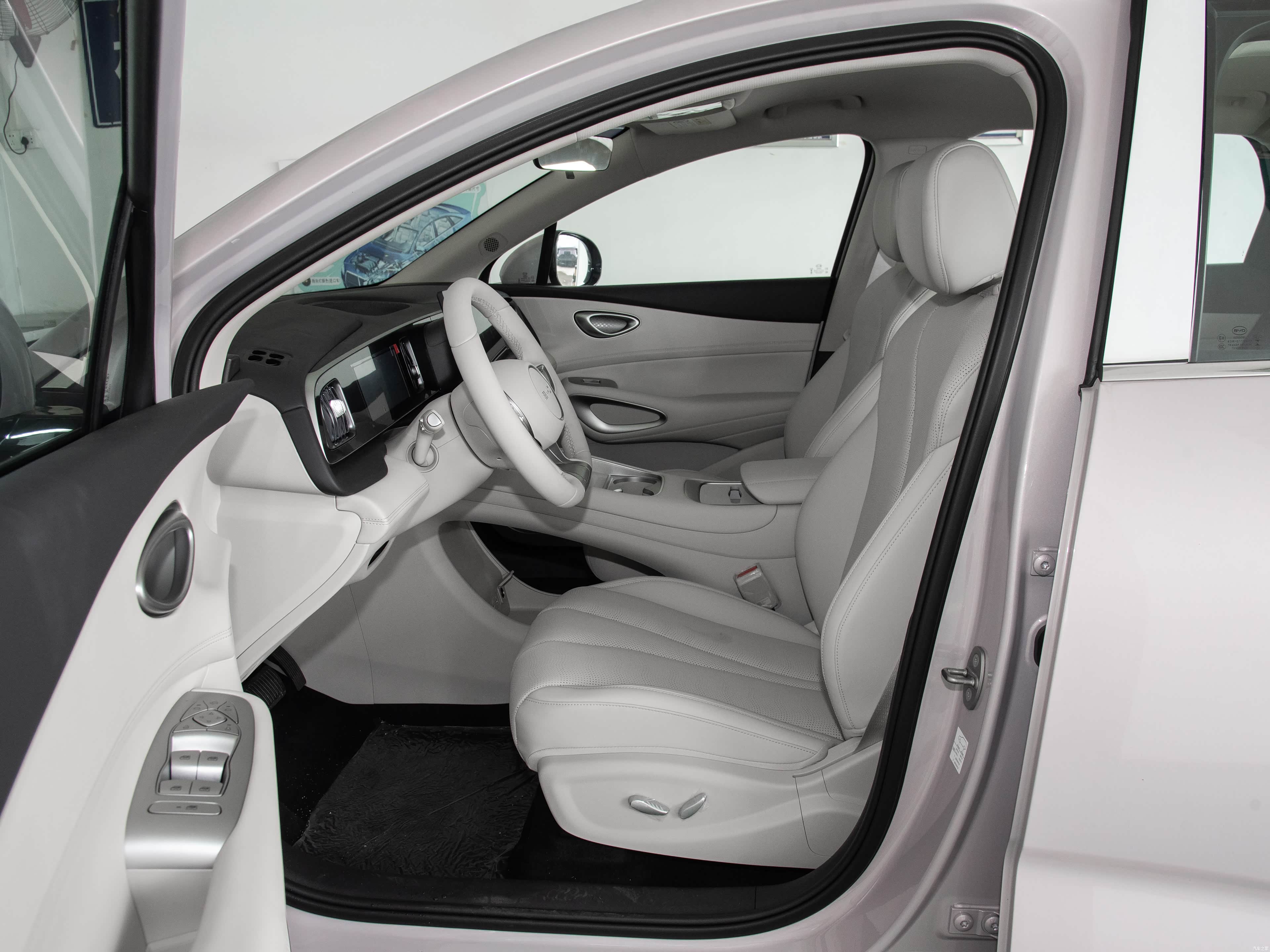 BYD 05 EV, миниатюра 21