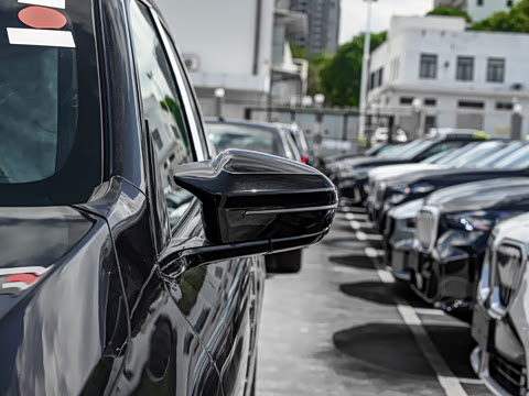 2025�� M50 xDrive