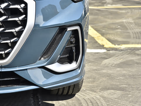 2026�� quattro 45�����ذ� 35TFSI ʱ�ж�����