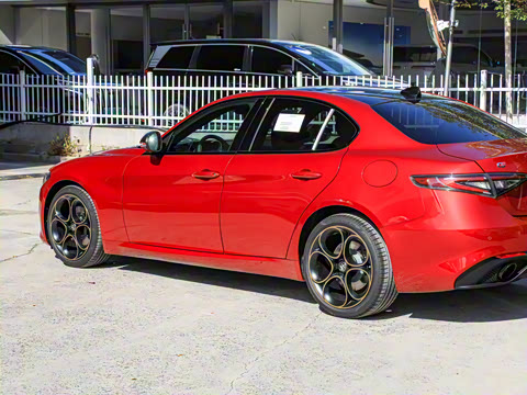 2026 2.0T 280HP Intensaر