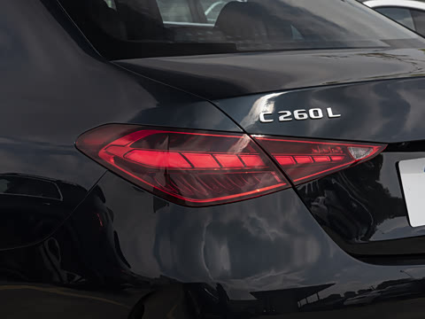 2026�� C 260 L �˶��ر��