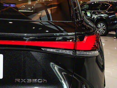 2026�� 350h ����������