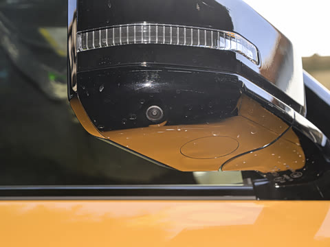 2025�� 215Զ�а�