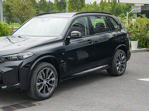2025 xDrive 30Li M˶ҹװ