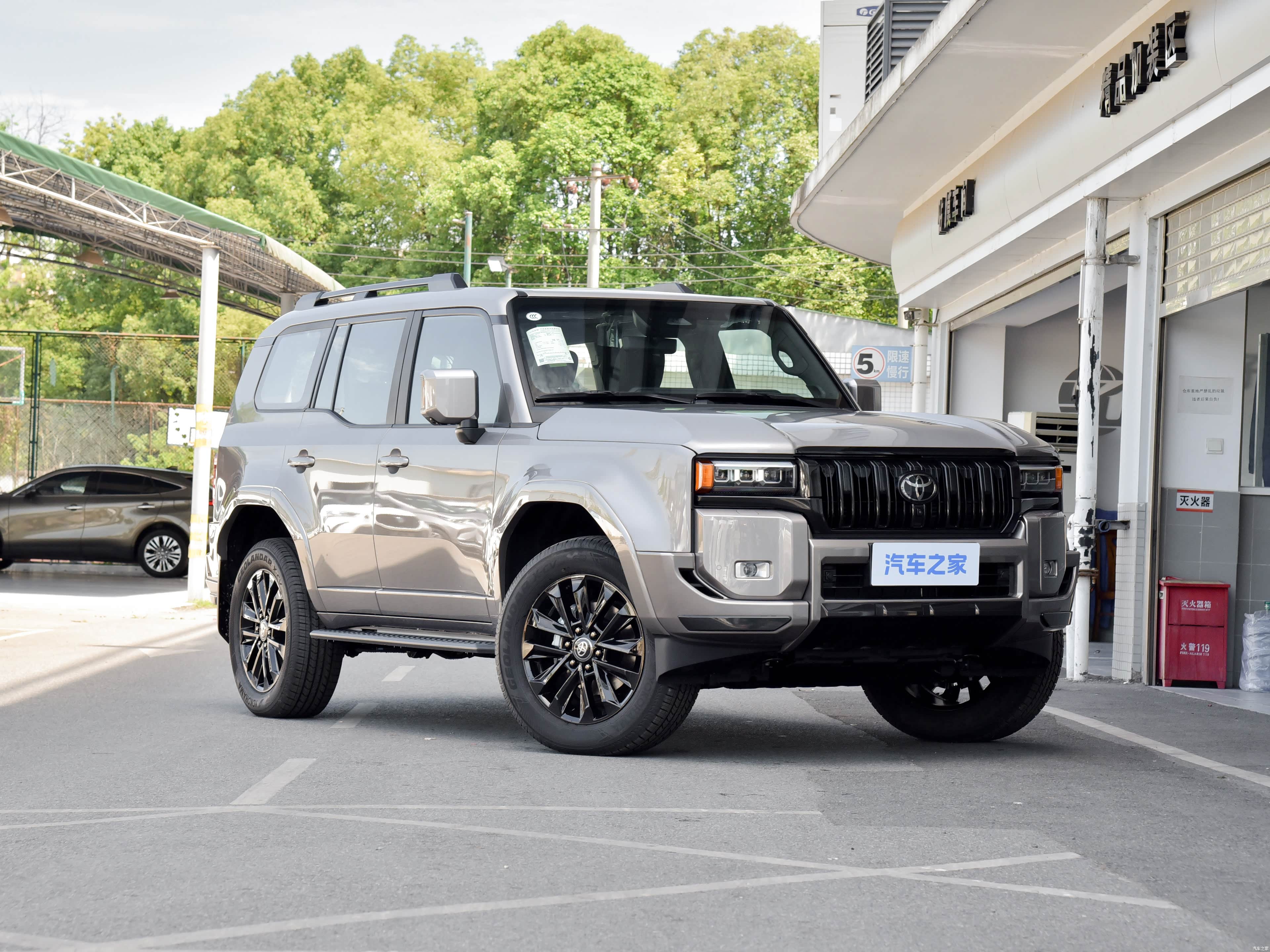 Toyota Prado, миниатюра 3