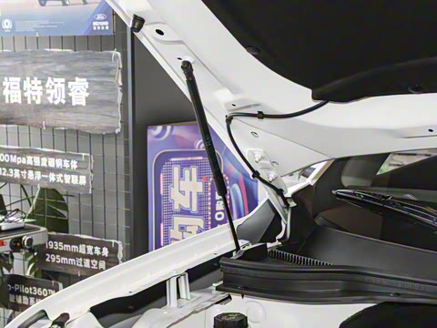 2025�� EcoBoost 170 �Ķ���