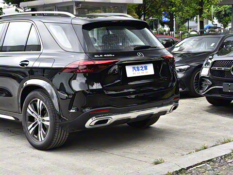 2025�� �Ŀ� GLE 400 e 4MATIC