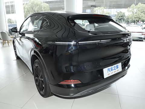 2025�� 625 ������ Max �Ƽ���