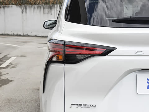 2027�� 2.5L ˫��������������