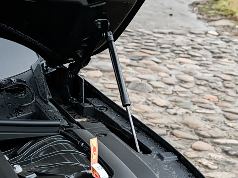 2026�� ��Ȼ�澳�� 100kWh Touring