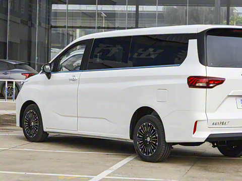 2026�� 505KM �콢�� 7��