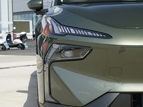 2026�� ���� 565 Plus