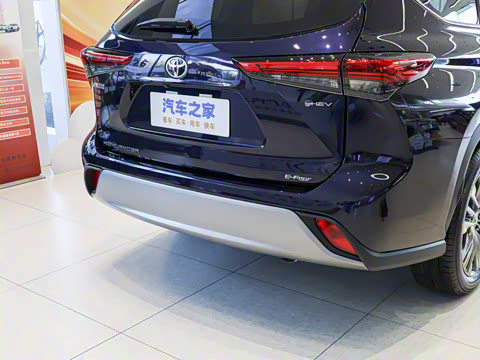 2026�� 2.5L���ܵ��˫������������ 7��