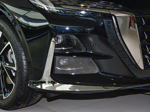 2025�� 2.0T ������