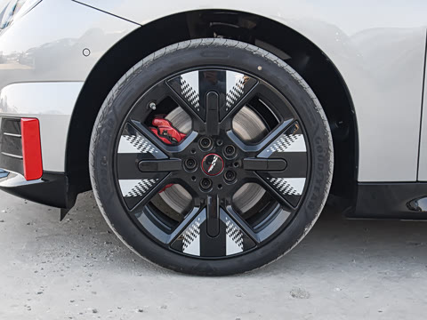 2025�� �Ŀ� JOHN COOPER WORKS