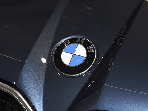 2026�� xDrive30L ������ M�˶���ҹ��װ