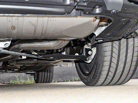 2025�� xDrive 40Li ������M�˶���ҹ��װ