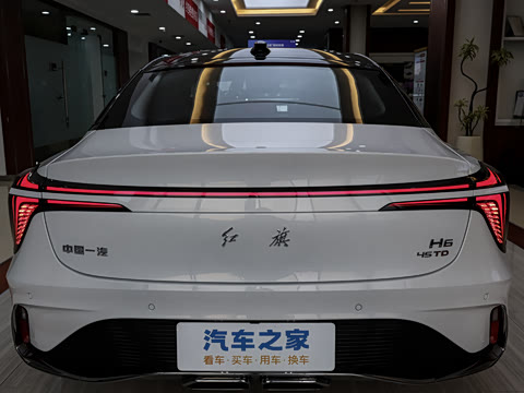 2026�� 2.0T ���а�