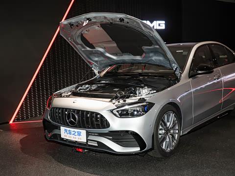 2026�� AMG C 43 4MATIC