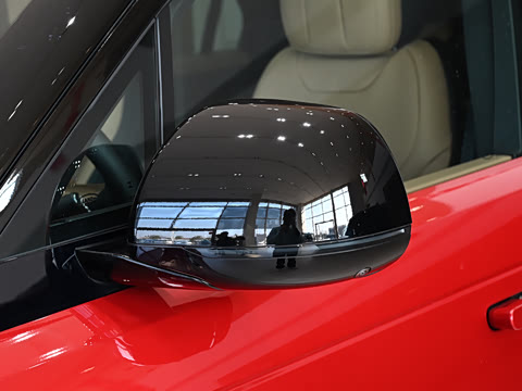 2025�� 400PS Dynamic SE