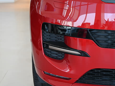 2025�� 400PS Dynamic SE