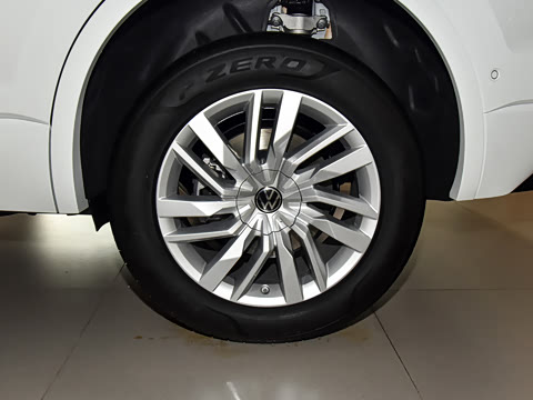 2025�� �Ŀ� 2.0TSI ��Ӱ��