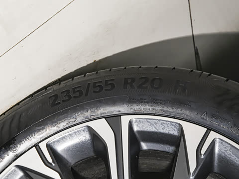 2026�� 2.0T �󶼻���