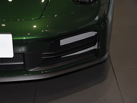 2026�� Carrera 3.0T