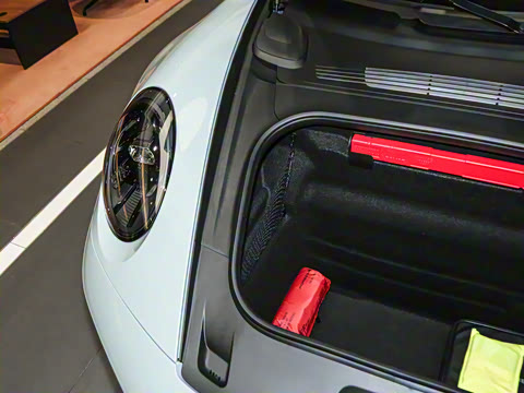 2026�� Carrera 3.0T