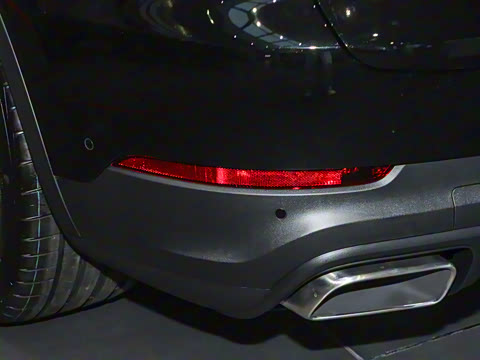 2026�� Cayenne Coup�� 3.0T