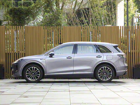 2025�� ���� Max