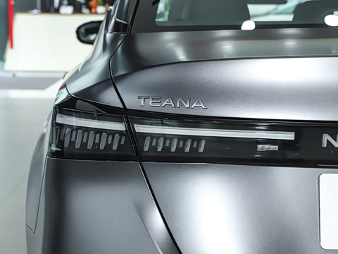 2026�� �������� 2.0L �����ʰ�