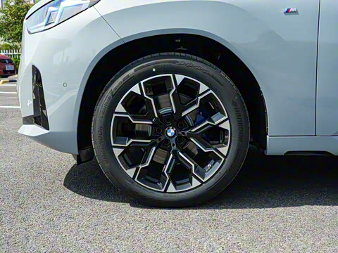 2025�� xDrive30L ������ M�˶���ҹ��װ