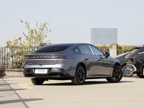 2026 007+  650 Ultra+״