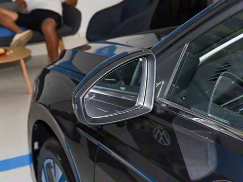 2025�� �Ŀ� 300TSI DSG���а�