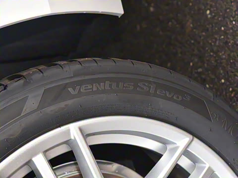 2026�� 525Li ������װ