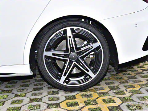 2026�� AMG A 35 L 4MATIC