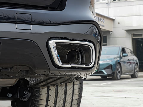 2026�� �Ŀ� xDrive 30Li ������M�˶���ҹ��װ