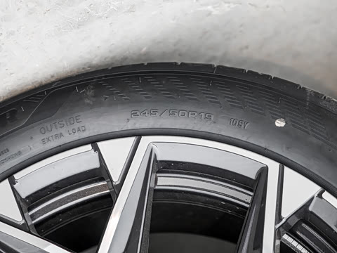 2026�� xDrive25L M�˶���ҹ��װ