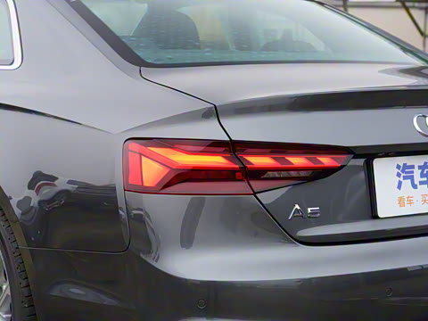 2025�� Coupe 40 TFSI ʱ�ж�����