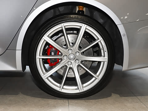 2025��  RS 6 4.0T Avant performance