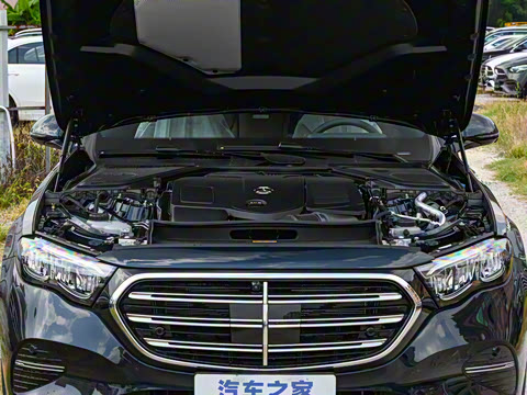 2025�� �Ŀ� E 260 L