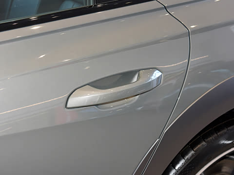 2025�� allroad quattro 55 TFSI ��̽�ռ�