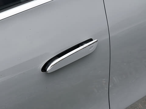 2025�� 300L �����������ǰ�