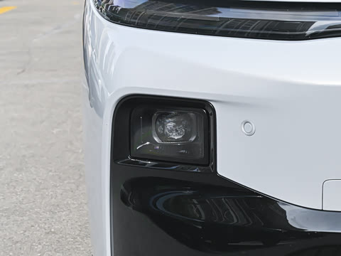 2027�� 670������