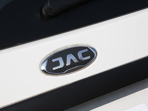 2026�� 2.0L CNG�ֶ�������